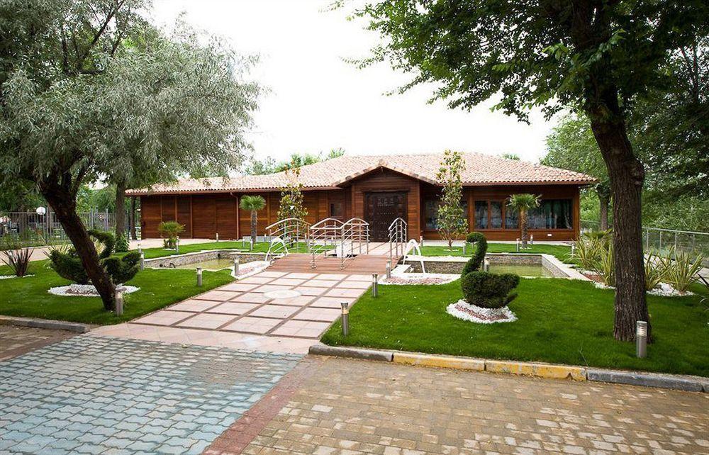 Complejo La Cigueena Arganda Del Rey Esterno foto