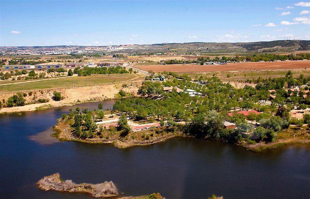 Complejo La Cigueena Arganda Del Rey Esterno foto