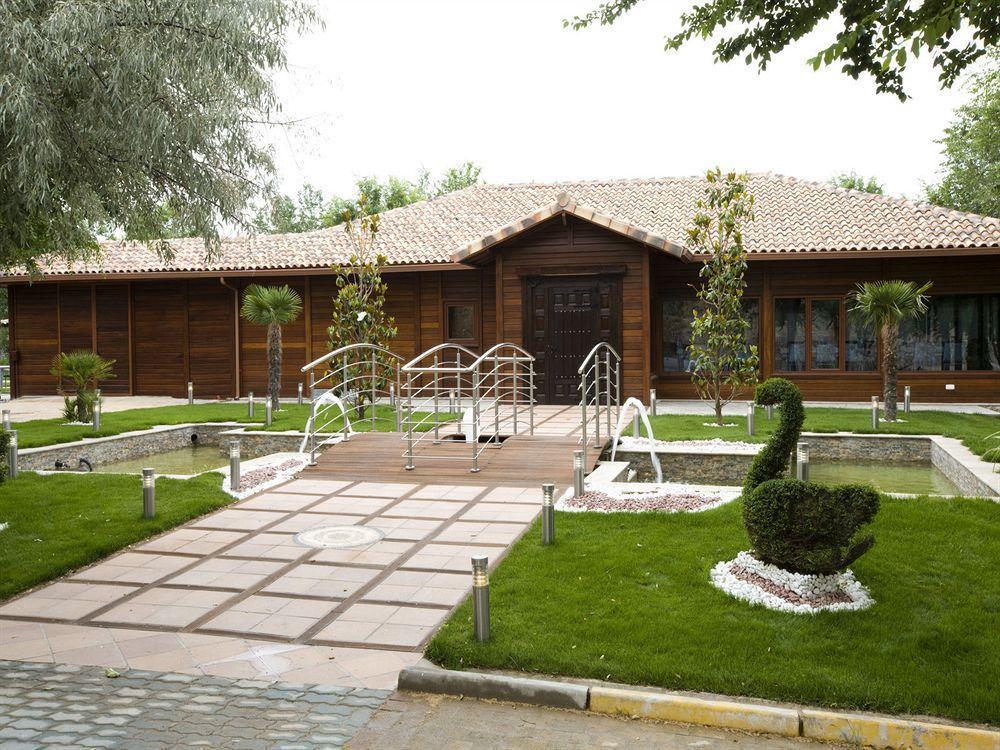 Complejo La Cigueena Arganda Del Rey Esterno foto
